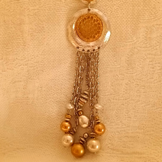 New Long Ruby Rd Necklace 15$